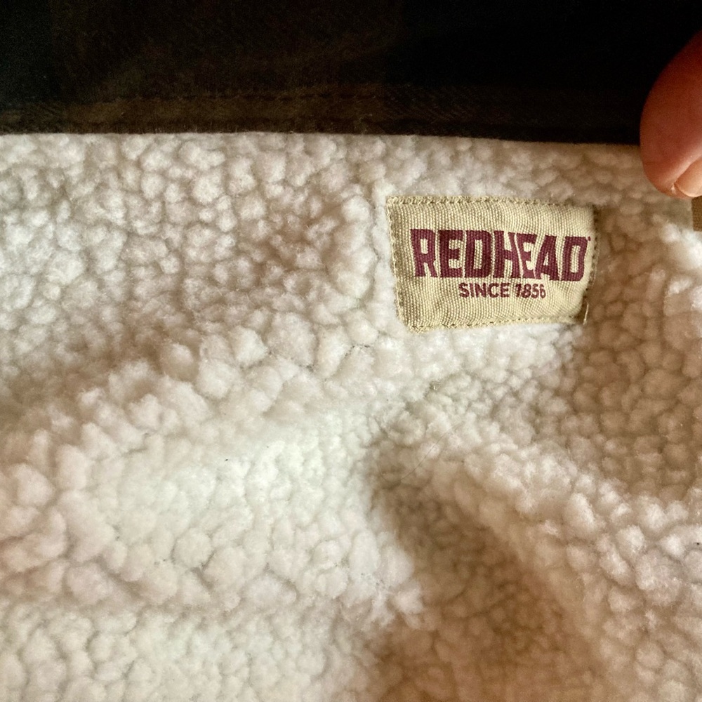 RedHead Cream and Black Fleece Jacket - Picture 2 of 3